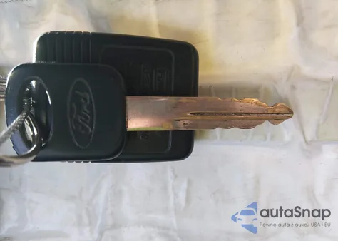 2010 Ford E-350 Super Duty Xl/Xlt z USA, uszkodzony, nr VIN 1FBSS3BL7ADA87583